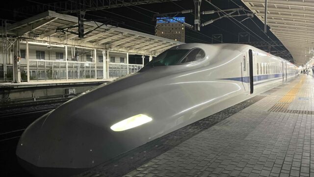 特急や新幹線にいる迷惑な客